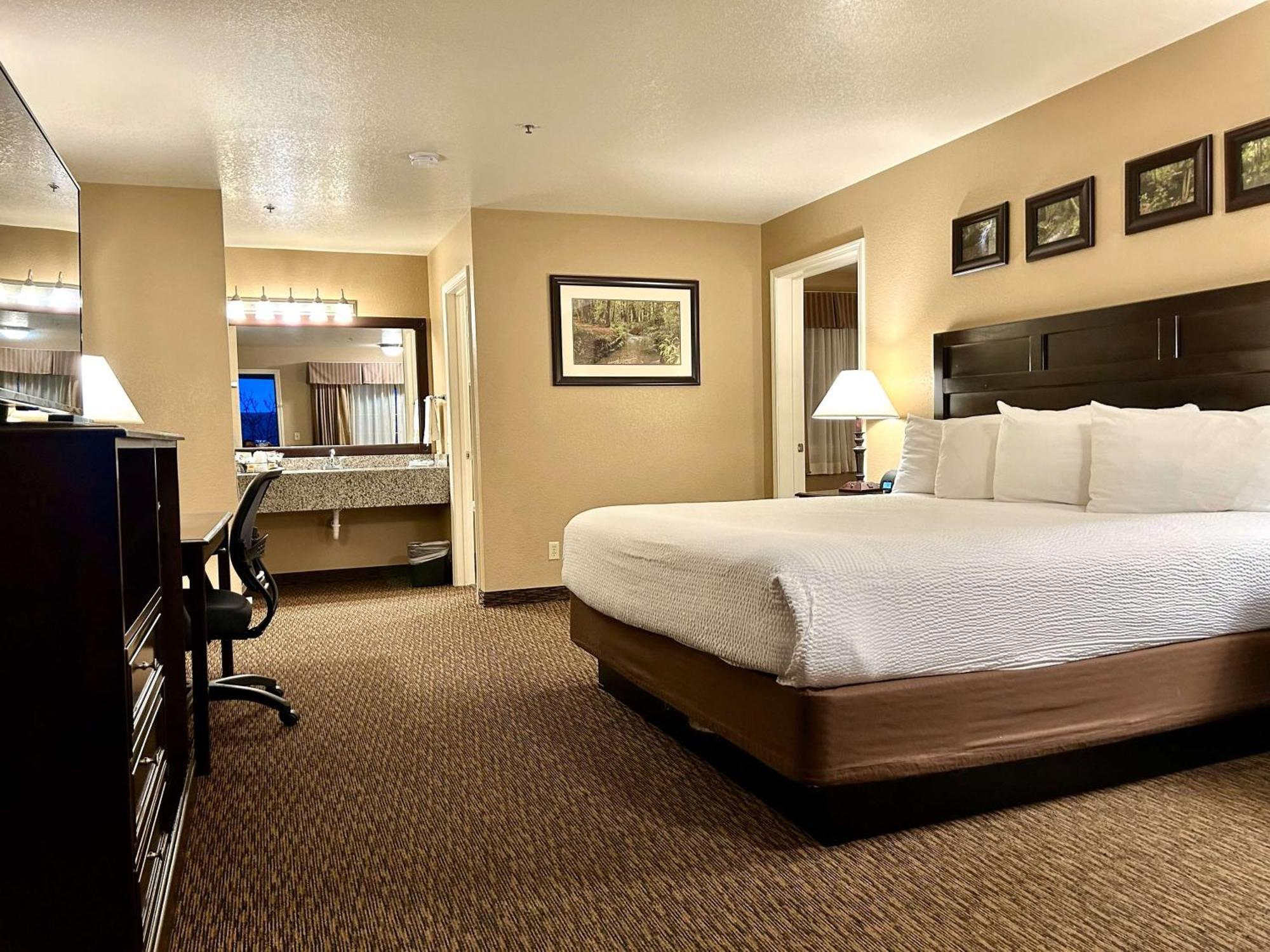 Best Western Country Inn Fortuna Exterior foto